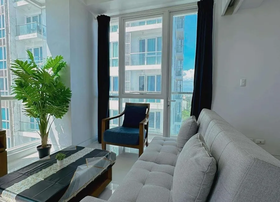 SACRIFICE SALE 7.97M in One Manchester Place CORNER and LARGE EXECUTIVE STUDIO , Lapu-Lapu City, Mactan