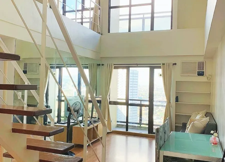 Rush For Sale Grand Soho Makati 2 Bedroom Unit in Salcedo Village, Makati City