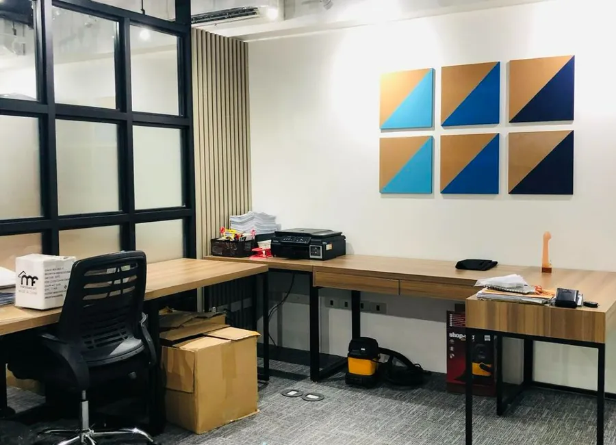 RUSH SALE Capital House 22M +Vat Fully Fitted Office Unit BGC for Sale, Taguig City