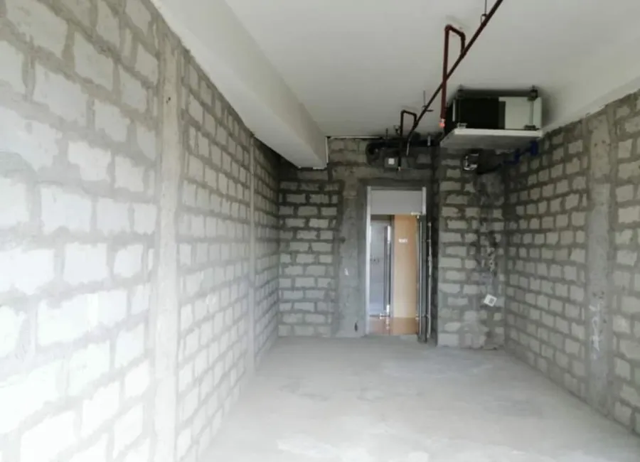 Rush SACRIFICE SALE BELOW MARKET VALUE BRAND NEW 36 sqm Office with Parking, Parkway Corporate Center, Alabang