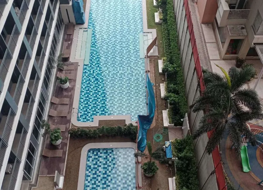 Brand New One bedroom Red Residences at Chino Roces Makati City For Rent