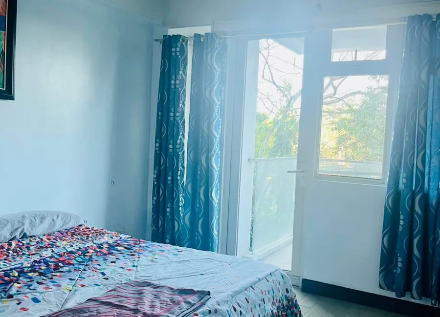 3 Bedroom Condo with two Balconies For Sale at The Parkside Villas Newport Pasay City