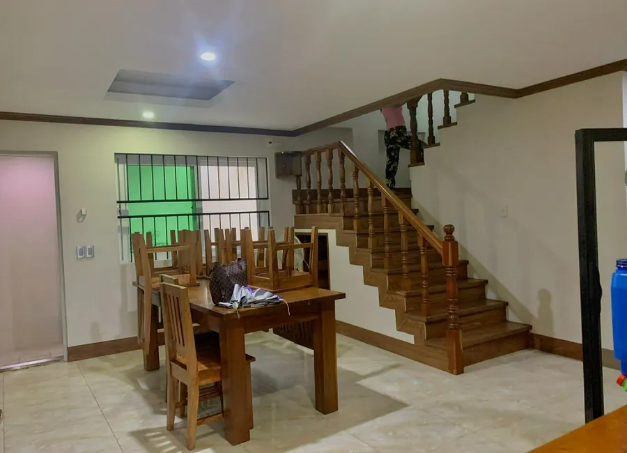 12 rooms House For Sale at Eagle Ridge Golf and Country Club, Brgy Javalera General Trias Cavite