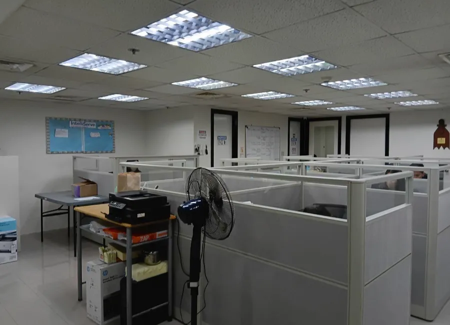 FOR SALE PIONEER HIGHLANDS Office UNIT 6th Floor COMMERCIAL SPACE