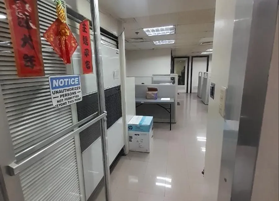 FOR SALE PIONEER HIGHLANDS Office UNIT 6th Floor COMMERCIAL SPACE