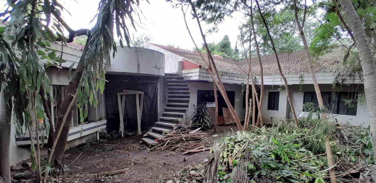 Alabang Hills Property with Existing Dilapidated Structure in ALABANG, MUNTINLUPA CITY