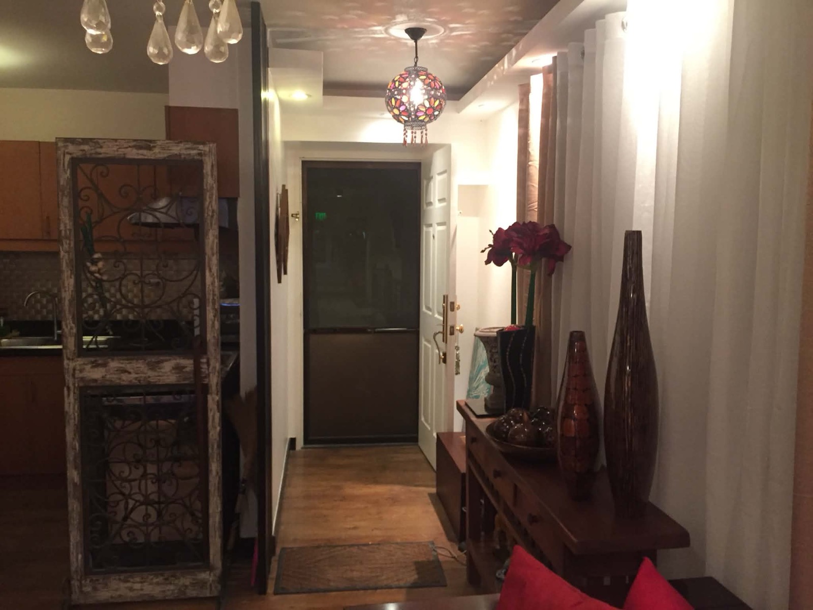 FOR RENT Rosewood Pointe 3 Bedroom Unit in TAGUIG