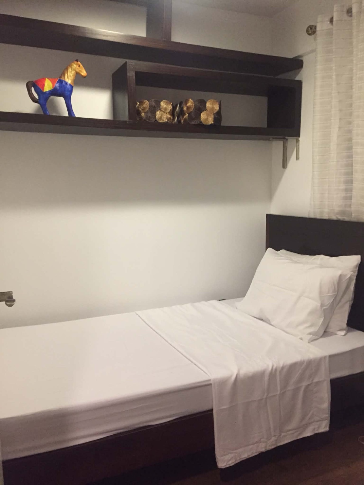 FOR RENT Rosewood Pointe 3 Bedroom Unit in TAGUIG