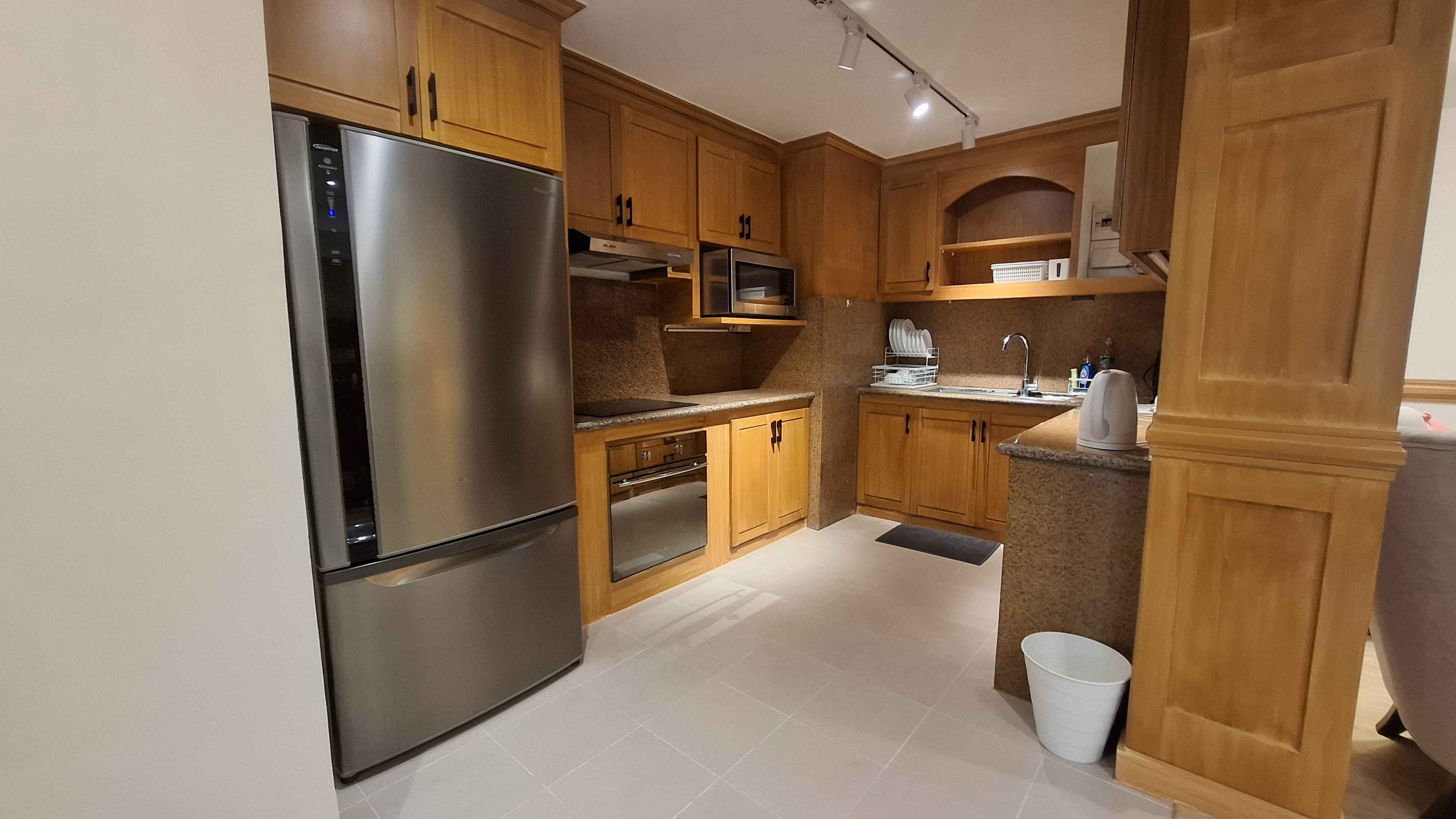FOR SALE OR RENT Newly Renovated Sarasota 3 Bedroom Suite in PASAY
