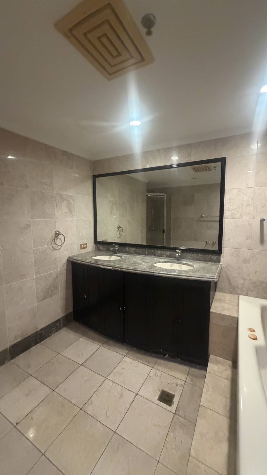 FOR SALE The Belle View Tagaytay Highlands 1 Bedroom Unit in TAGAYTAY CITY