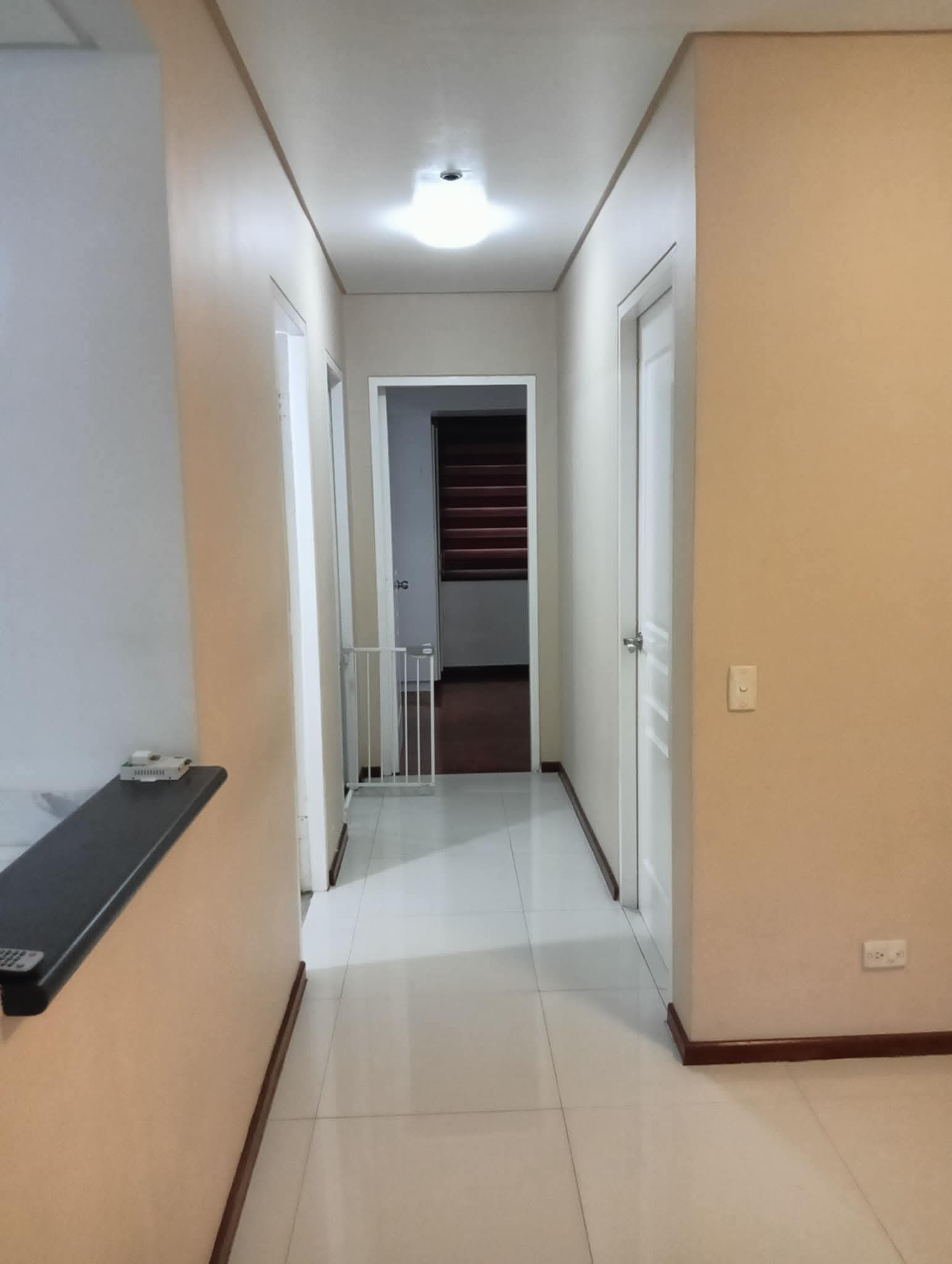 FOR RENT The Columns Ayala Avenue 2 Bedroom Unit in MAKATI CITY