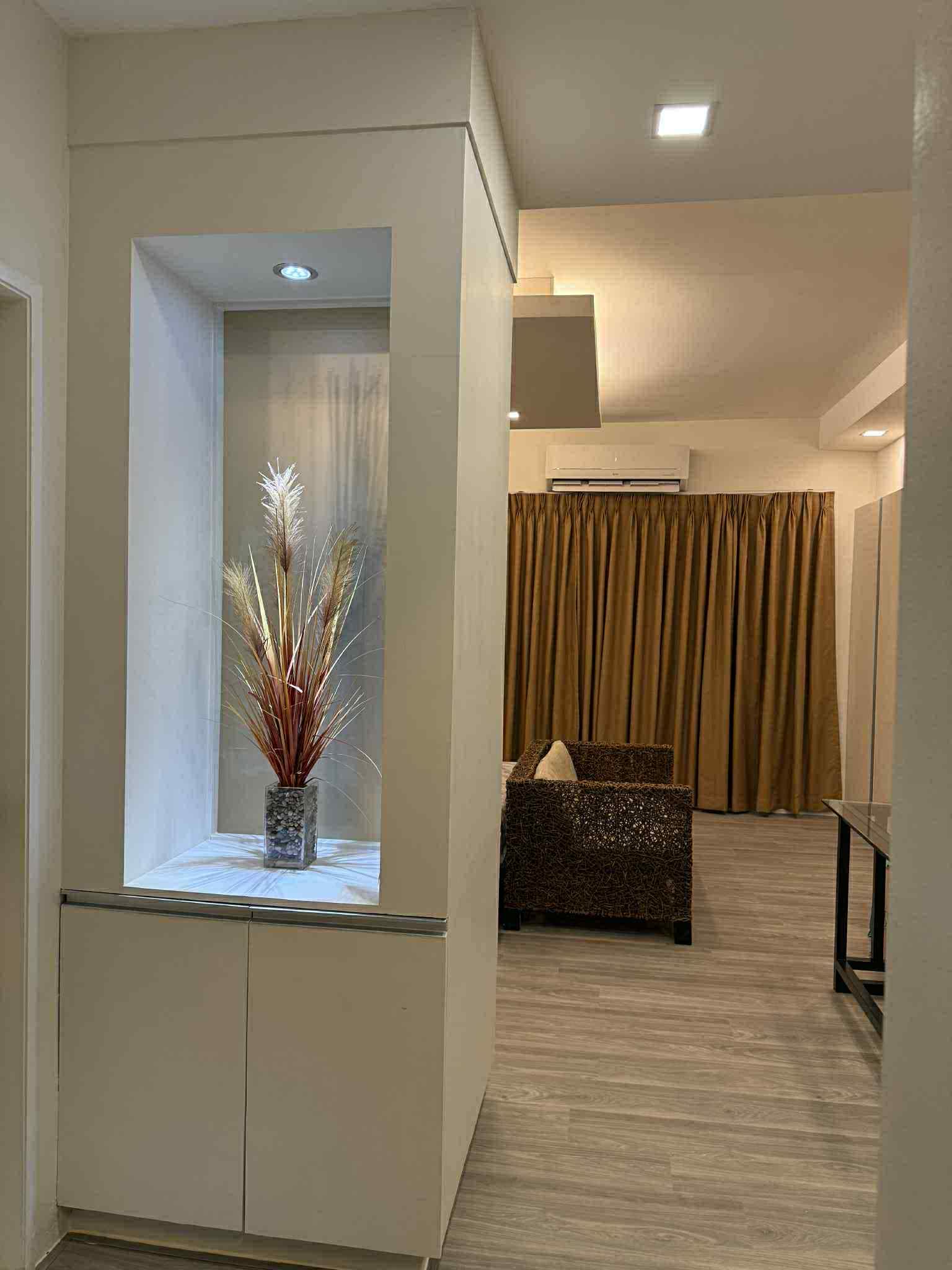 FOR RENT St. Francis Shangri-La Studio Unit in MANDALUYONG CITY