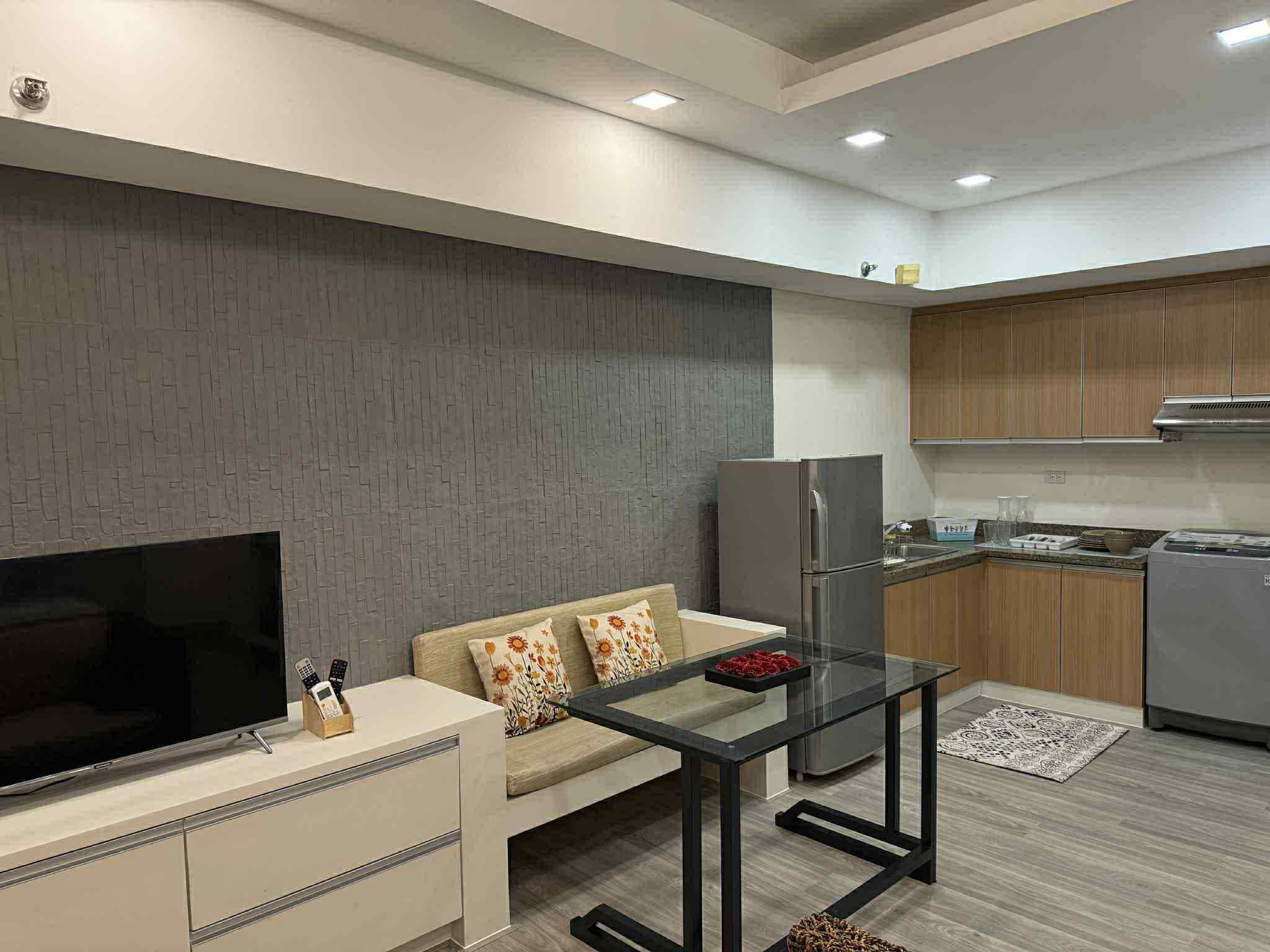 FOR RENT St. Francis Shangri-La Studio Unit in MANDALUYONG CITY